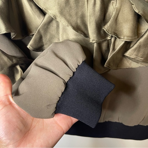Cinq a Sept Women’s Leia Ruffle Bomber Jacket In Olive Size XS - Picture 8 of 17